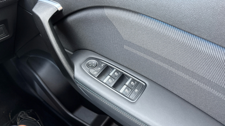 Renault Symbioz 1.6 E-Tech FHEV 145 Iconic Esprit Alpine 5dr Auto Hybrid Estate